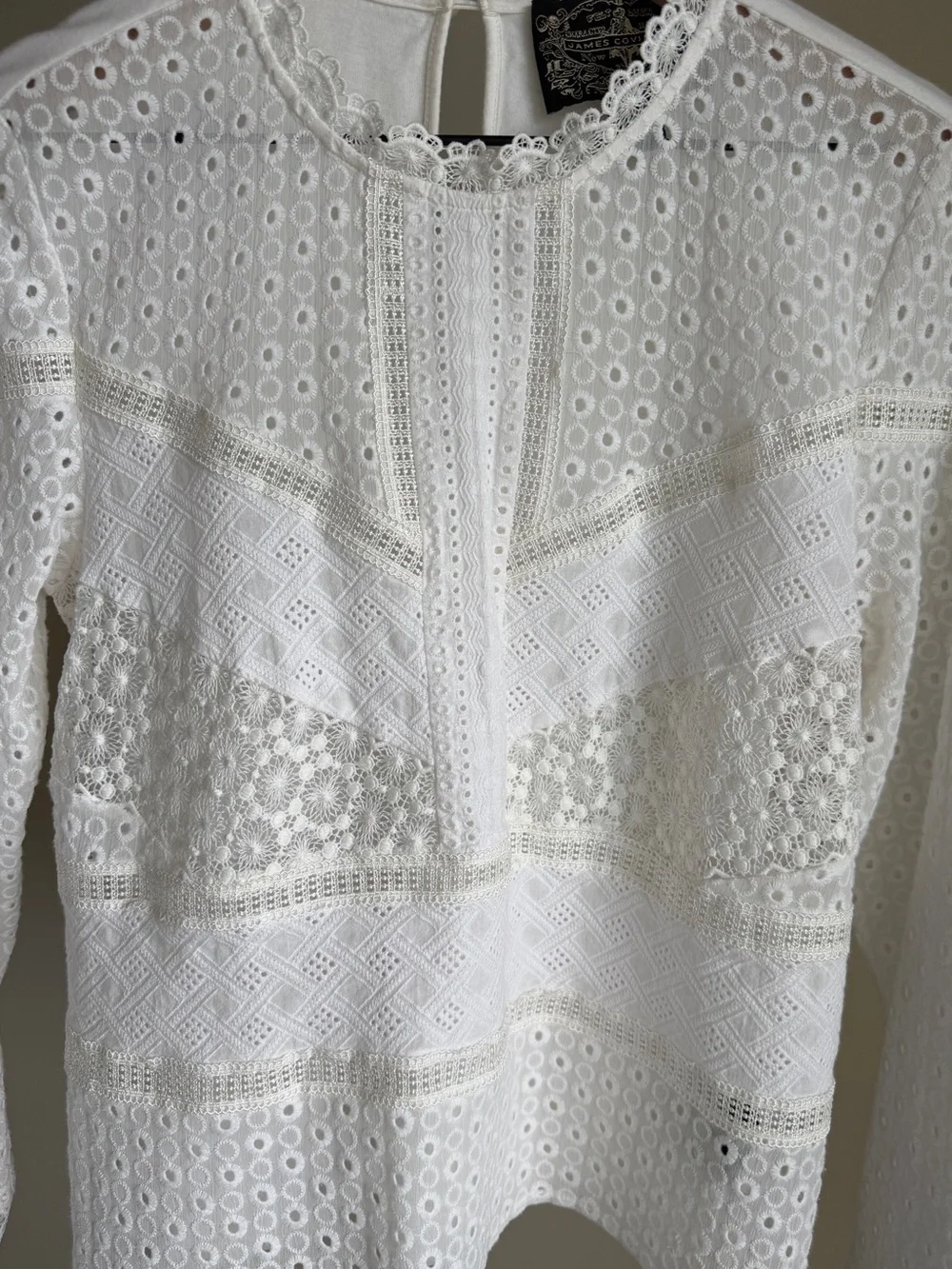 Anthropologie James Coviello Burnham White Eyelet Lace Blouse Top Size M